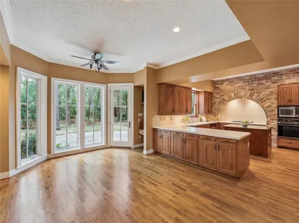 $3,500,000 | 11405 Memorial Circle, Piney Point Village, TX 77024