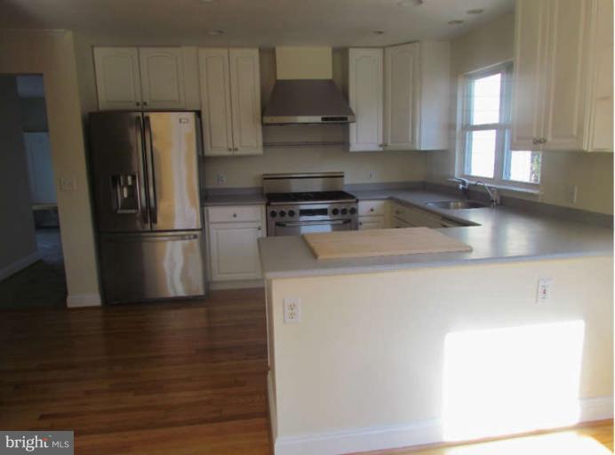 2007 Vineyard Road Annapolis, MD 21401 - Photo 6 of 29 Kitchen