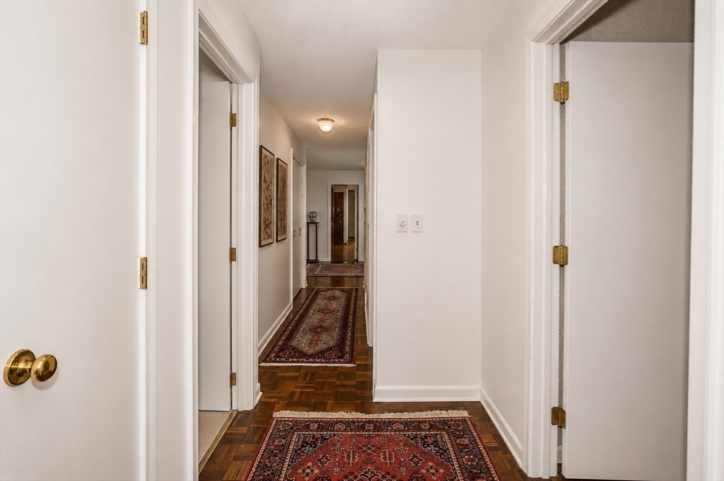 26 Brooks Road Longmeadow, MA 01106 - Photo 32 of 41