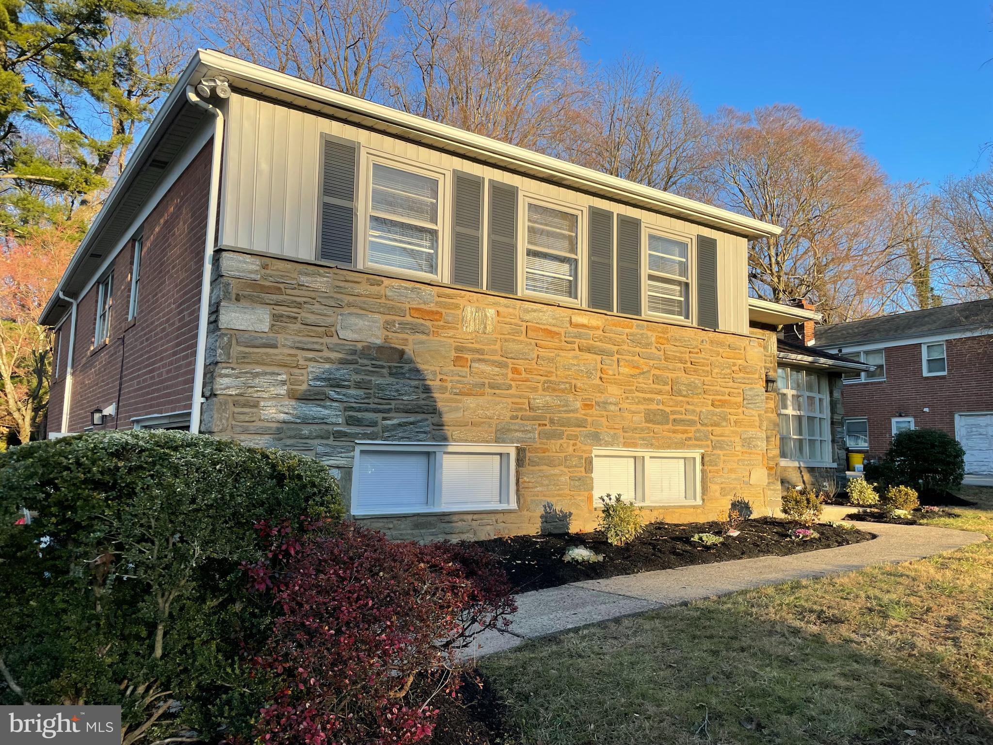 217 Wiltshire Road Wynnewood, PA 19096 - Photo 3 of 52