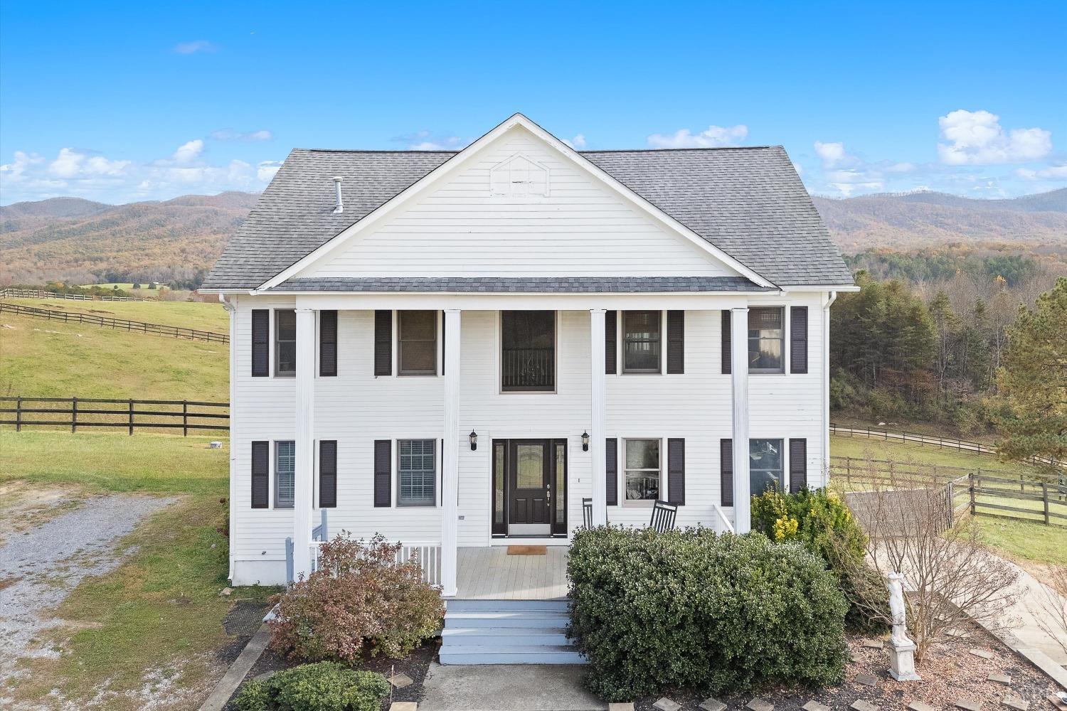 238 Longfield Road Fincastle, VA 24090 - Photo 6 of 93 Gallery Image 6
