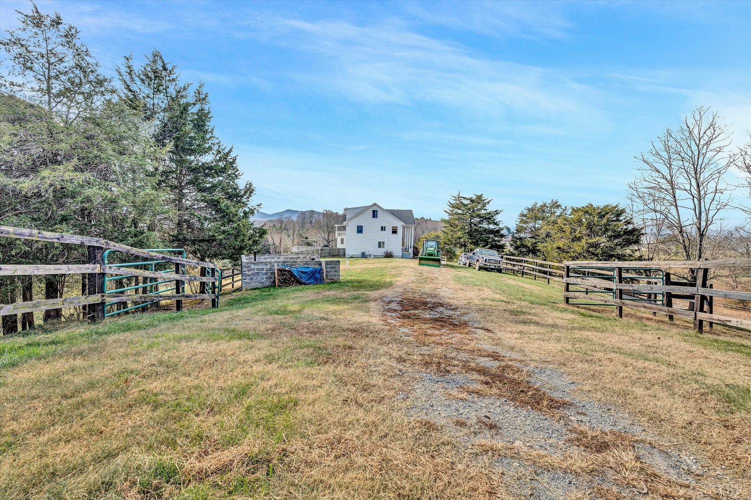 238 Longfield Road Fincastle, VA 24090 - Photo 66 of 93 Gallery Image 66