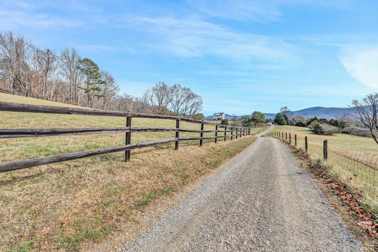 238 Longfield Road Fincastle, VA 24090 - Photo 88 of 93 Gallery Image 88