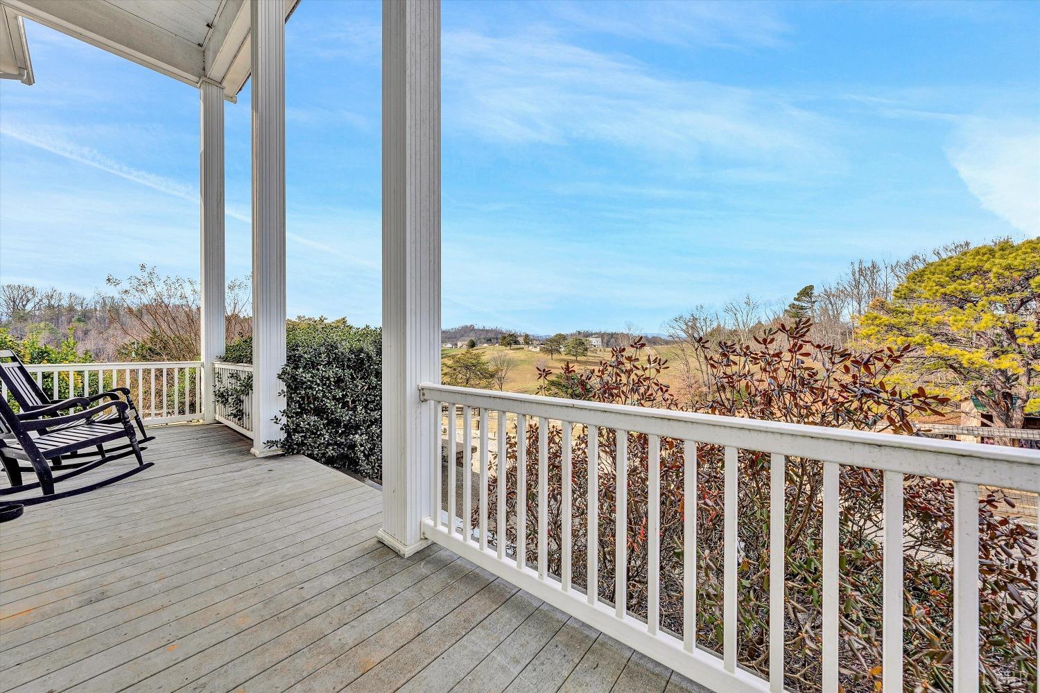 238 Longfield Road Fincastle, VA 24090 - Photo 10 of 93 Gallery Image 10