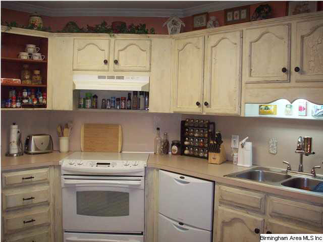 153 Lake Terrace Alabaster, AL 35007 - Photo 6 of 24