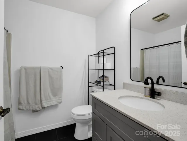 $450,000 | 190 Long John Drive, Hendersonville, NC 28791