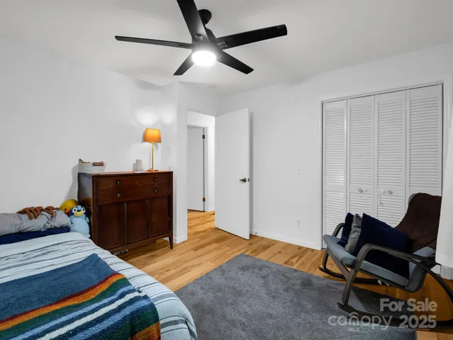 $450,000 | 190 Long John Drive, Hendersonville, NC 28791