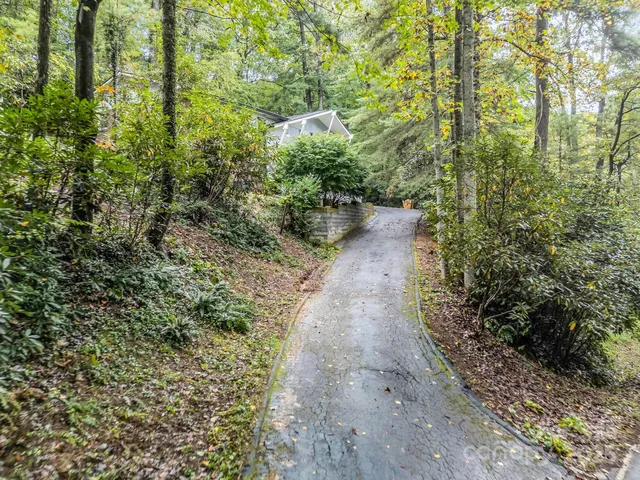 $450,000 | 190 Long John Drive, Hendersonville, NC 28791