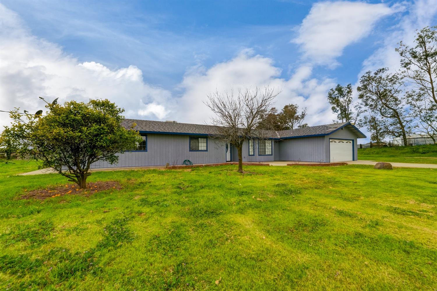 20924 Olympia Road Madera, CA 93638 - Photo 2 of 40 Gallery Image 2