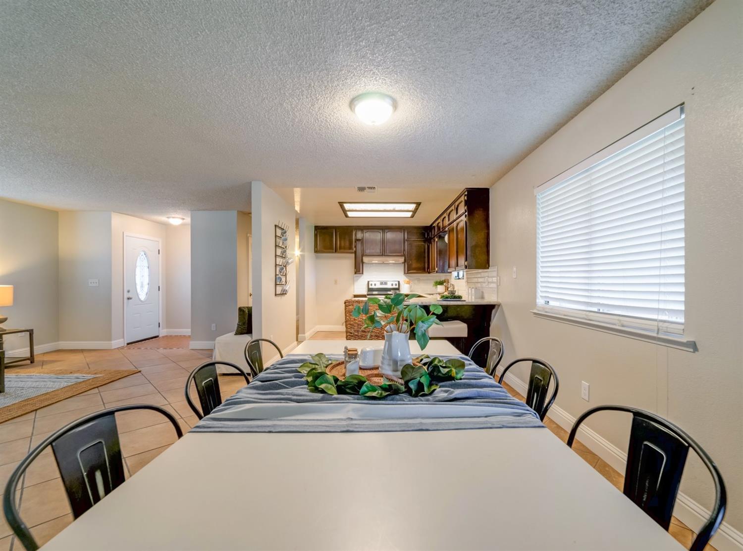 20924 Olympia Road Madera, CA 93638 - Photo 12 of 40 Gallery Image 12