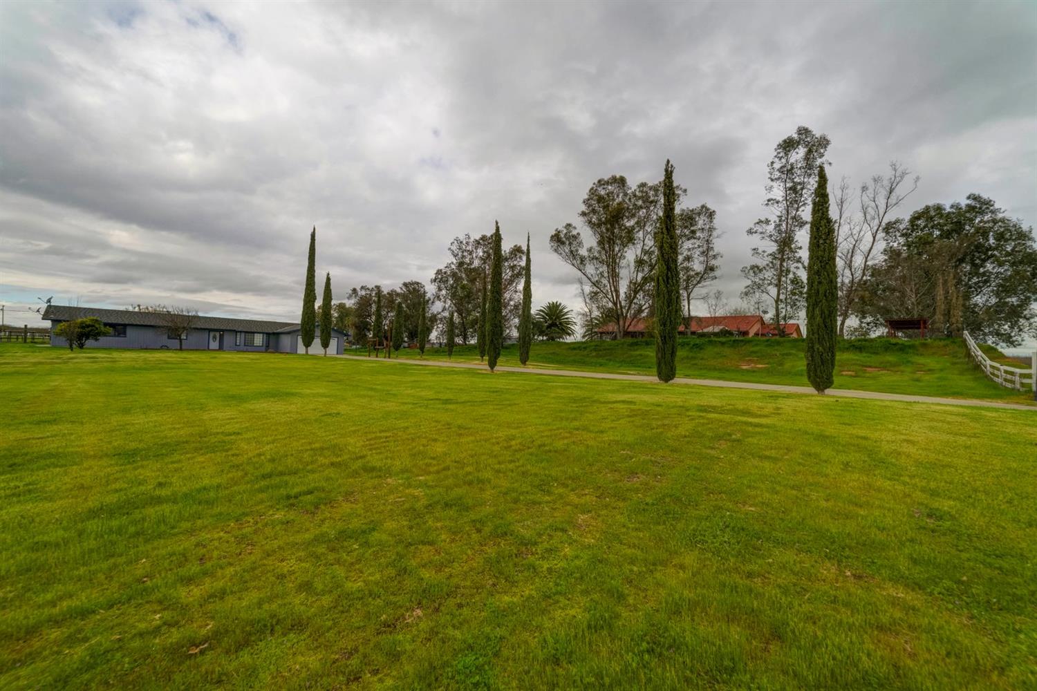 20924 Olympia Road Madera, CA 93638 - Photo 34 of 40 Gallery Image 34