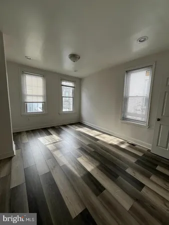 $2,750 | 2430 Carpenter Street, Philadelphia, PA 19146