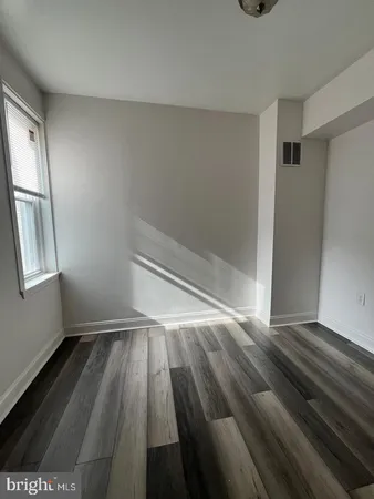 $2,750 | 2430 Carpenter Street, Philadelphia, PA 19146