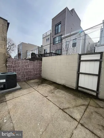 $2,750 | 2430 Carpenter Street, Philadelphia, PA 19146