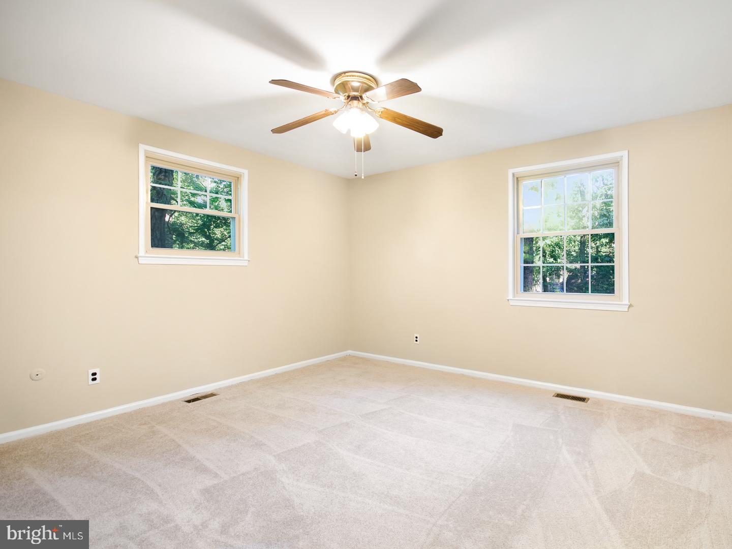 236 Peppermill Road West Berlin, NJ 08091 - Photo 14 of 35 Master Bedroom
