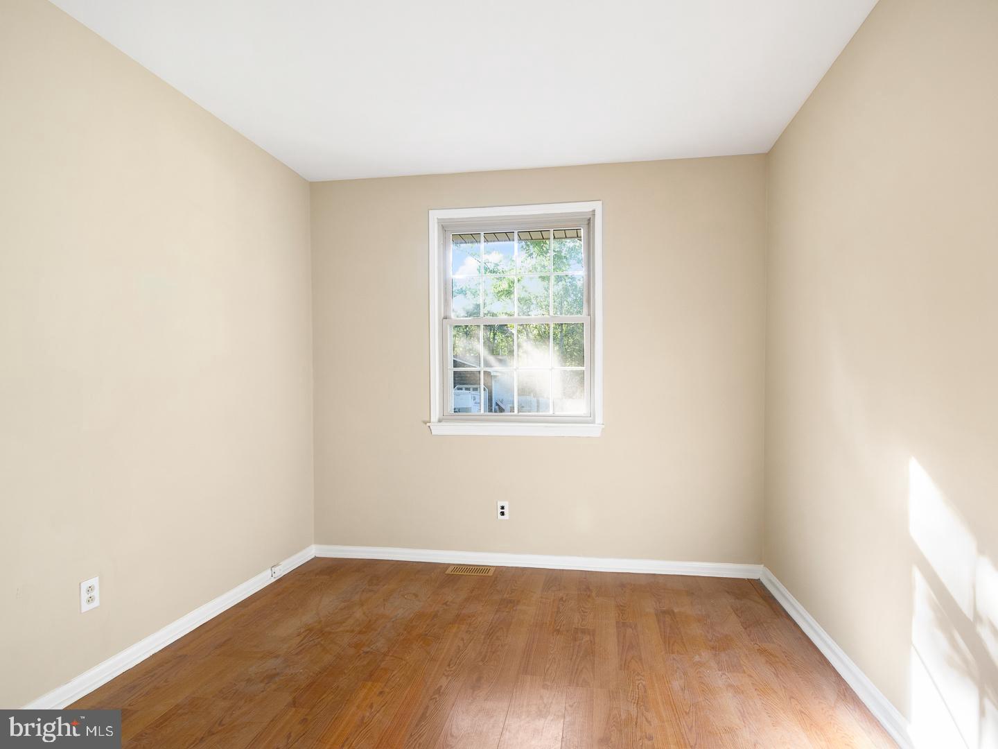 236 Peppermill Road West Berlin, NJ 08091 - Photo 21 of 35 Bedroom 3