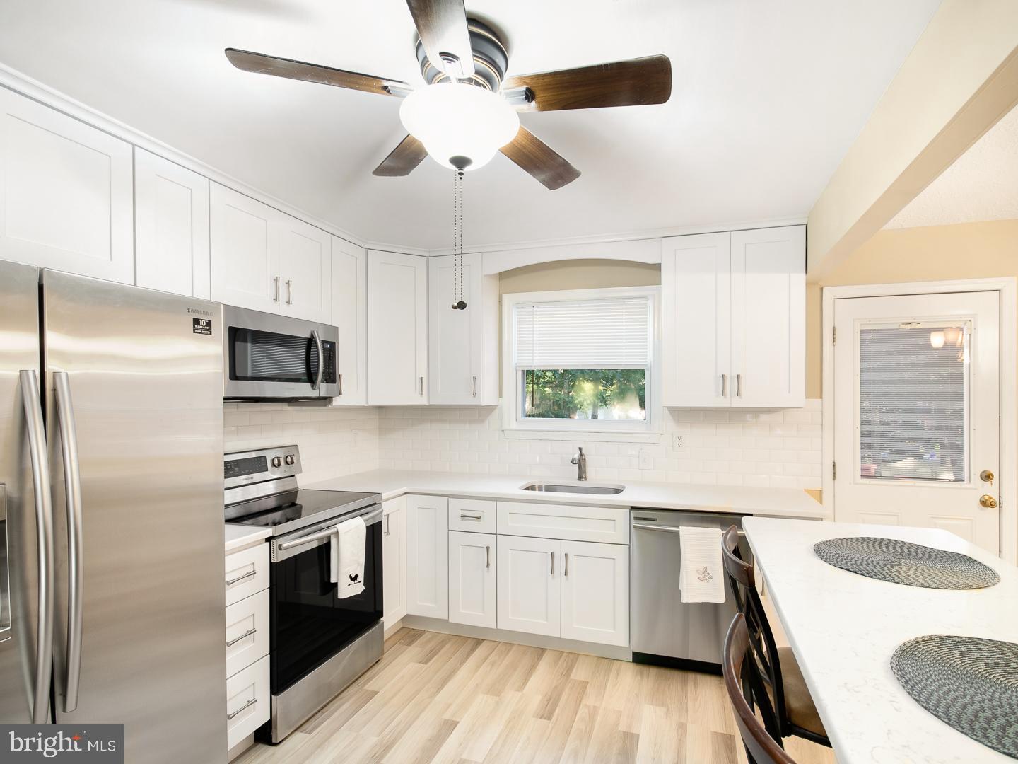 236 Peppermill Road West Berlin, NJ 08091 - Photo 10 of 35 Kitchen