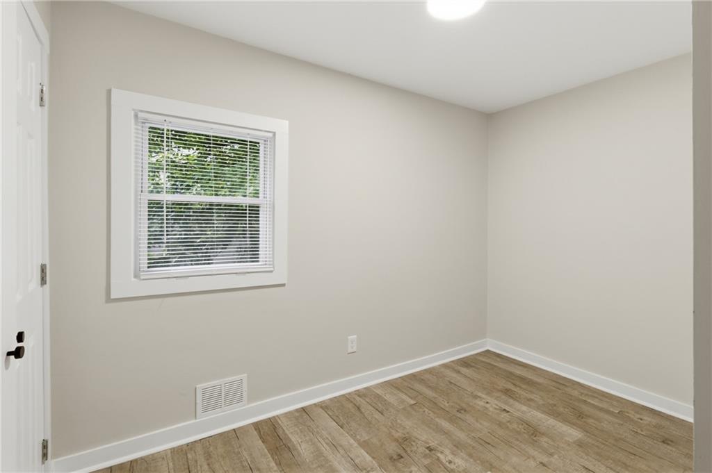 5948 James Road Austell, GA 30168 - Photo 6 of 37