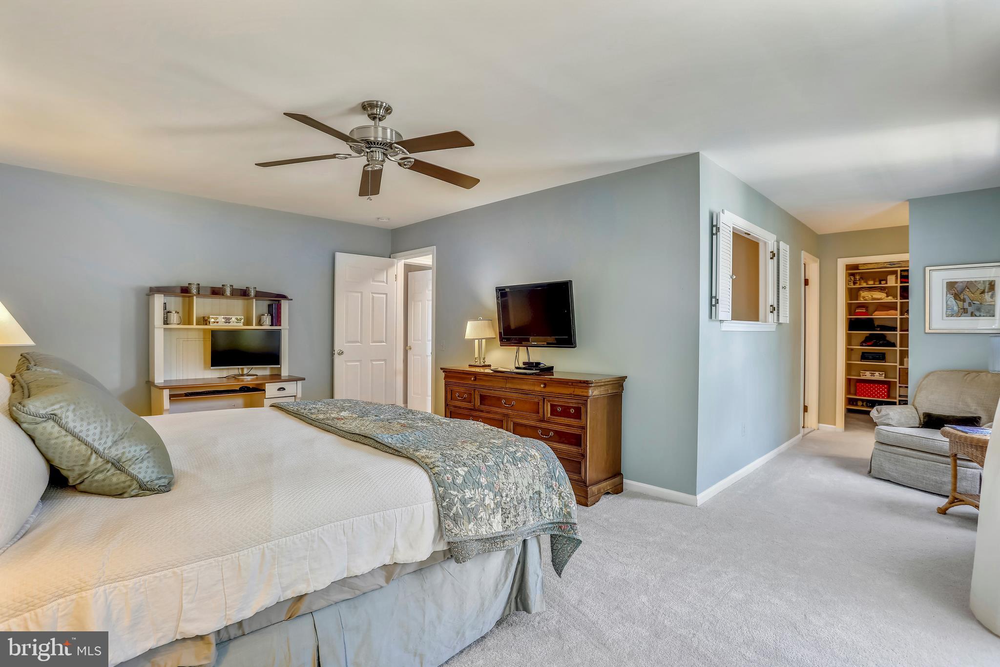 13924 Riding Loop Drive North Potomac, MD 20878 - Photo 24 of 45 Master Bedroom view of sitting area