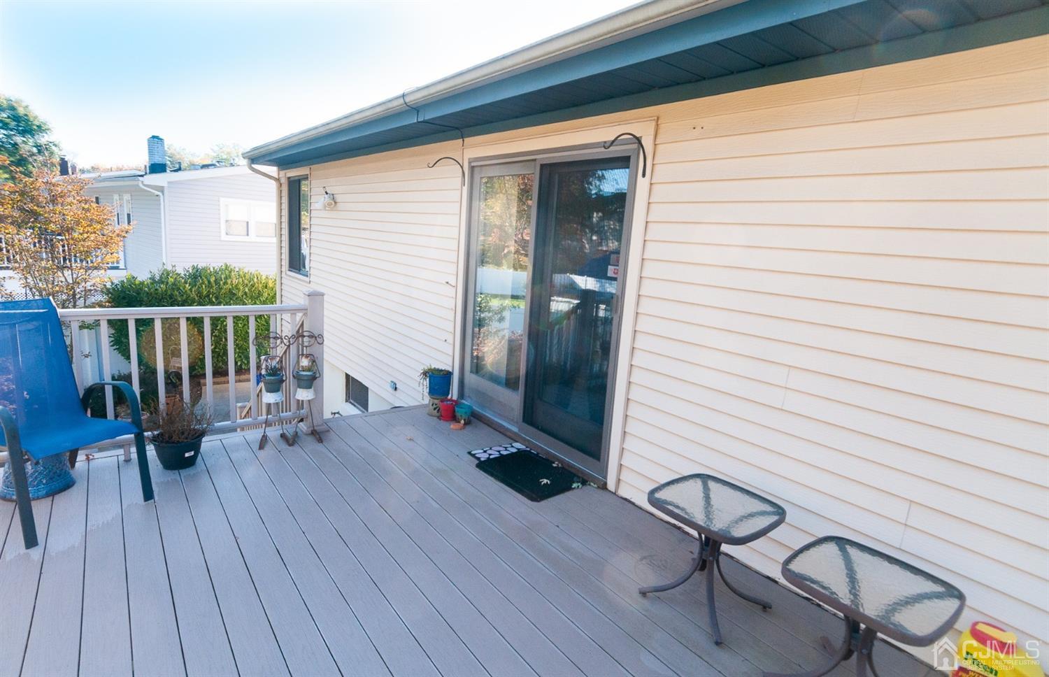 82 Harmon Road Edison, NJ 08837 - Photo 20 of 47 a view of a balcony with chairs