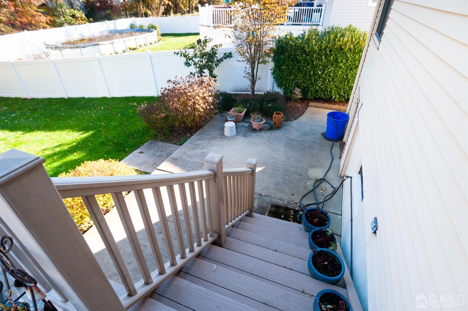 82 Harmon Road Edison, NJ 08837 - Photo 38 of 47