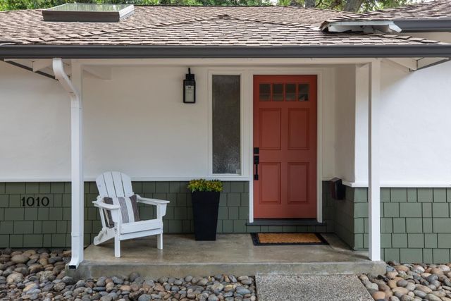 a view of outdoor space