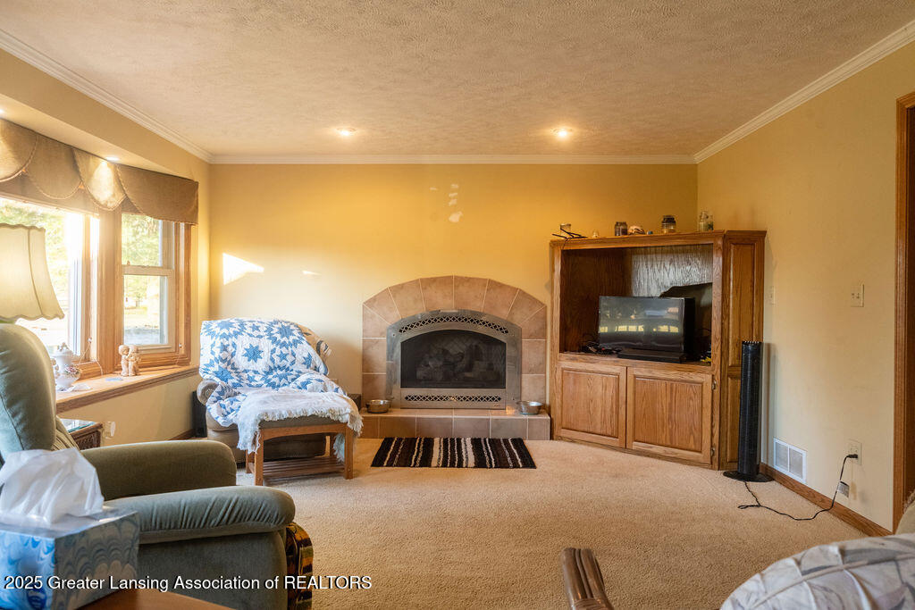 6149 Ferris Road Eaton Rapids, MI 48827 - Photo 8 of 45 10_6149