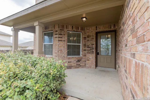 a view of entrance of the house