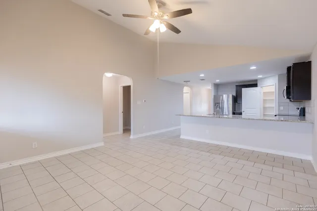 a view of a livingroom with furniture