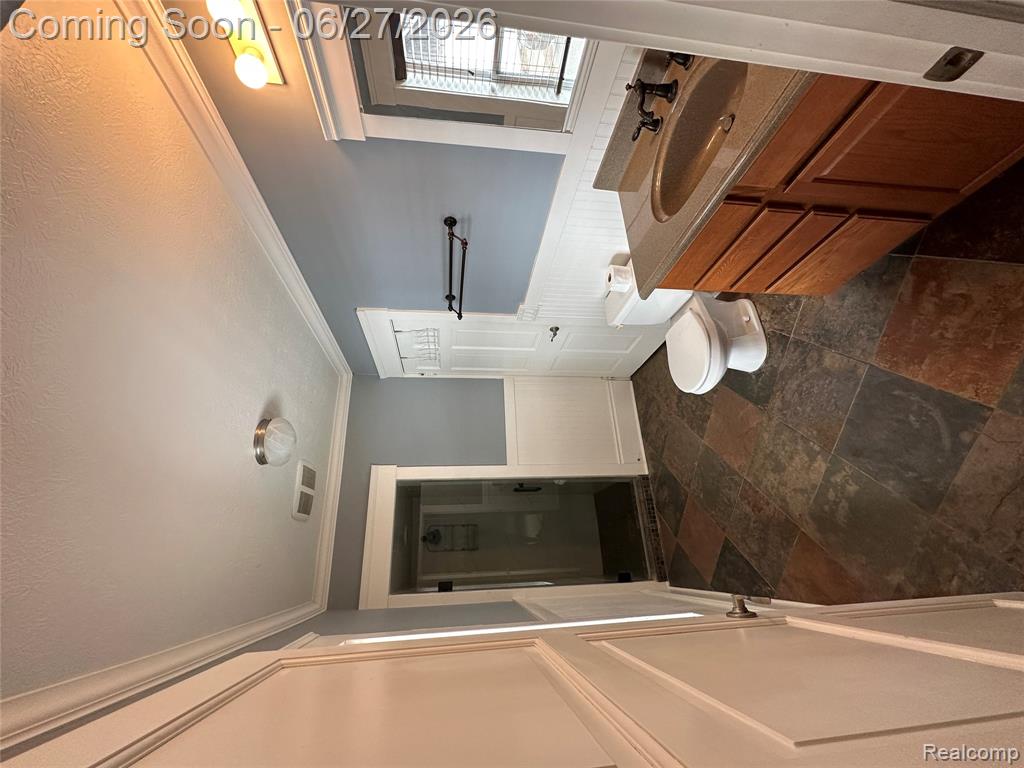4295 Meridian Road Okemos, MI 48864 - Photo 9 of 20