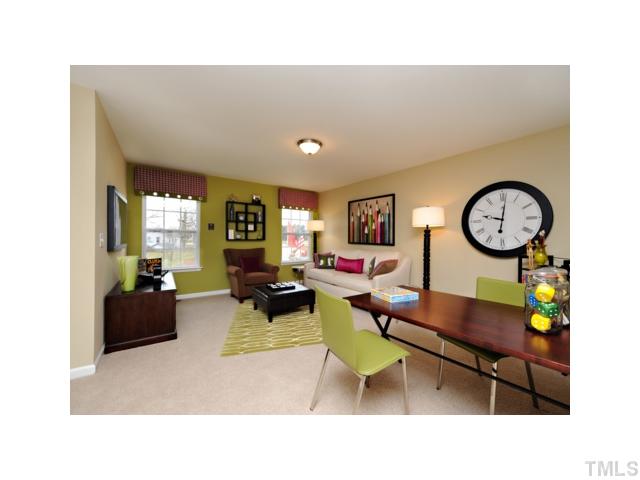 3702 Burtons Barn Street Raleigh, NC 27610 - Photo 5 of 9 Large LOFT: 17 x 13.