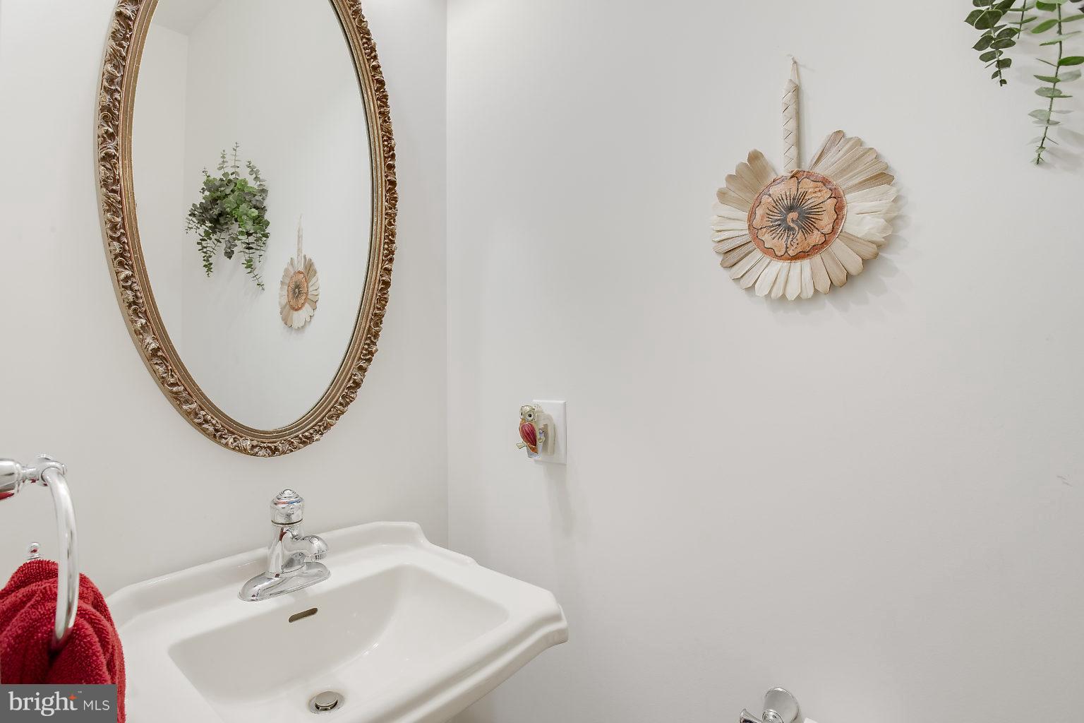 1020 Beach Road Baltimore, MD 21221 - Photo 8 of 27 Bath