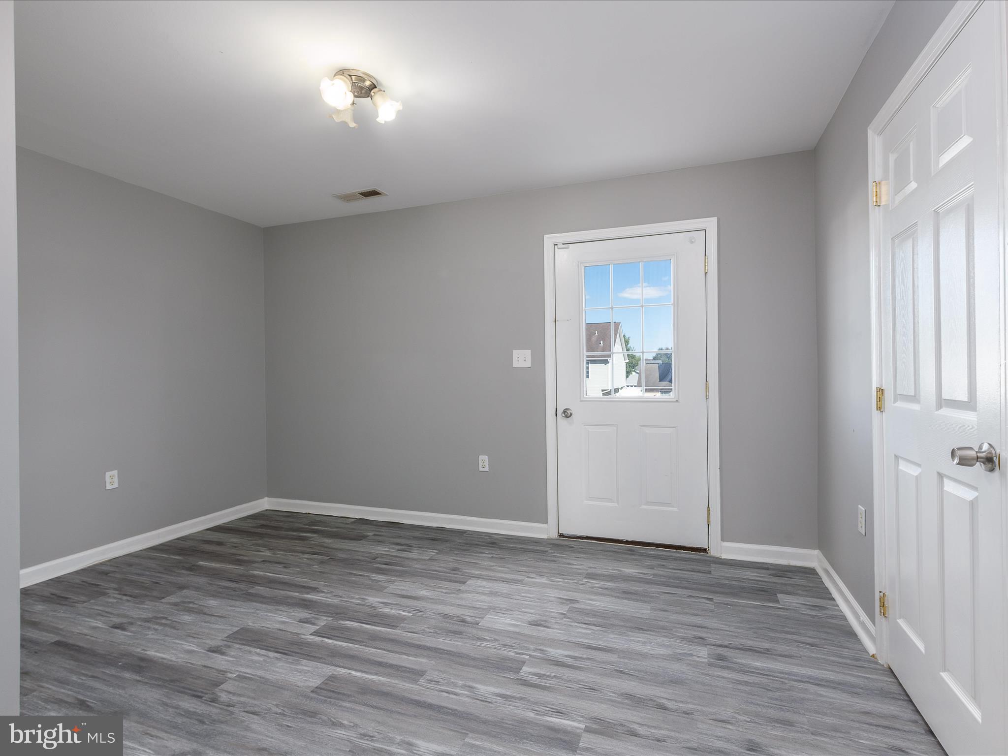 83 Fuzzy Tail Drive Ranson, WV 25438 - Photo 4 of 26 Entrance