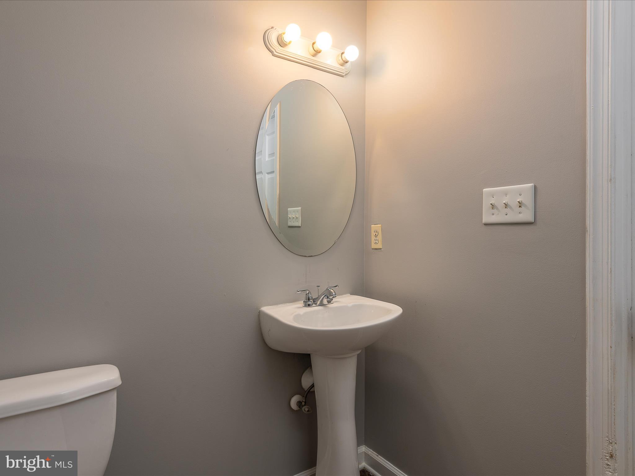 83 Fuzzy Tail Drive Ranson, WV 25438 - Photo 6 of 26 Bathroom & Laundry Area