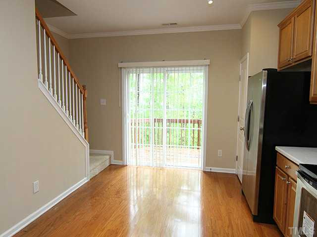 122 Cedar Elm Road Durham, NC 27713 - Photo 6 of 13 Kitchen