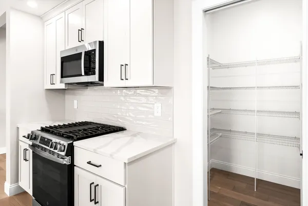 $580,000 | 5211 Castlebar Drive, Bloomington, IL 61705