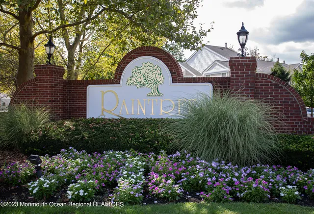 a picture of a bathroom with a sink