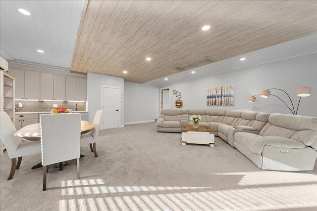 $750,000 | 13600 96th Street Northeast, Elk River, MN 55330