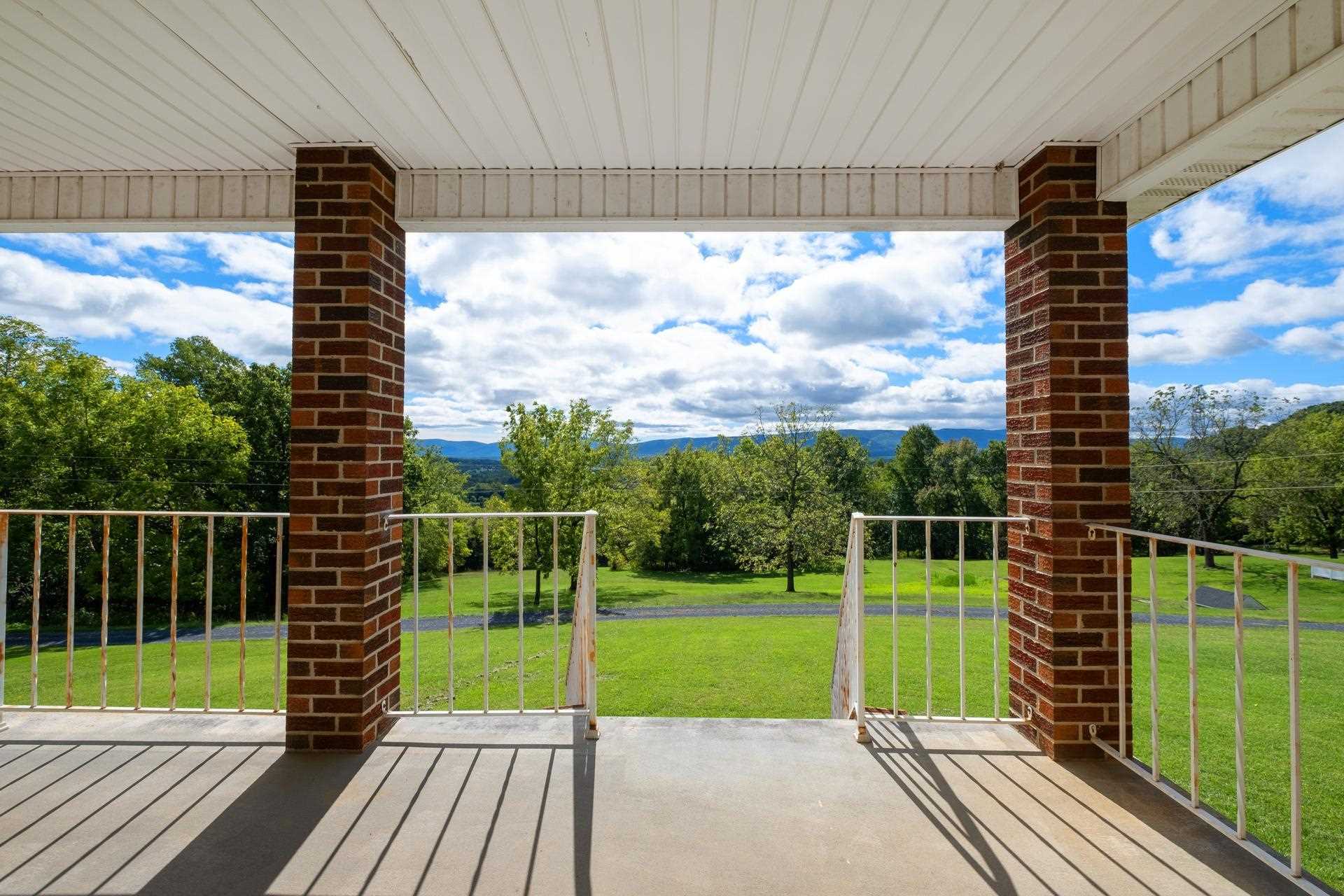 143 B B & R Lane Staunton, VA 24401 - Photo 4 of 57