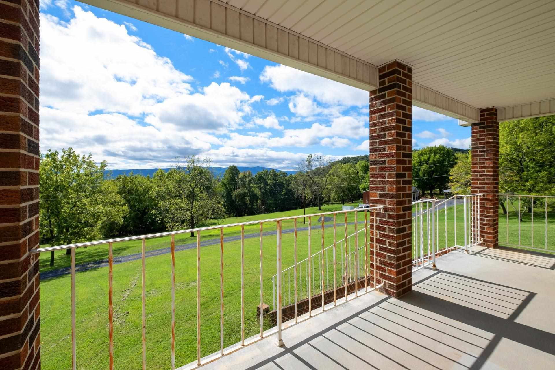 143 B B & R Lane Staunton, VA 24401 - Photo 5 of 57