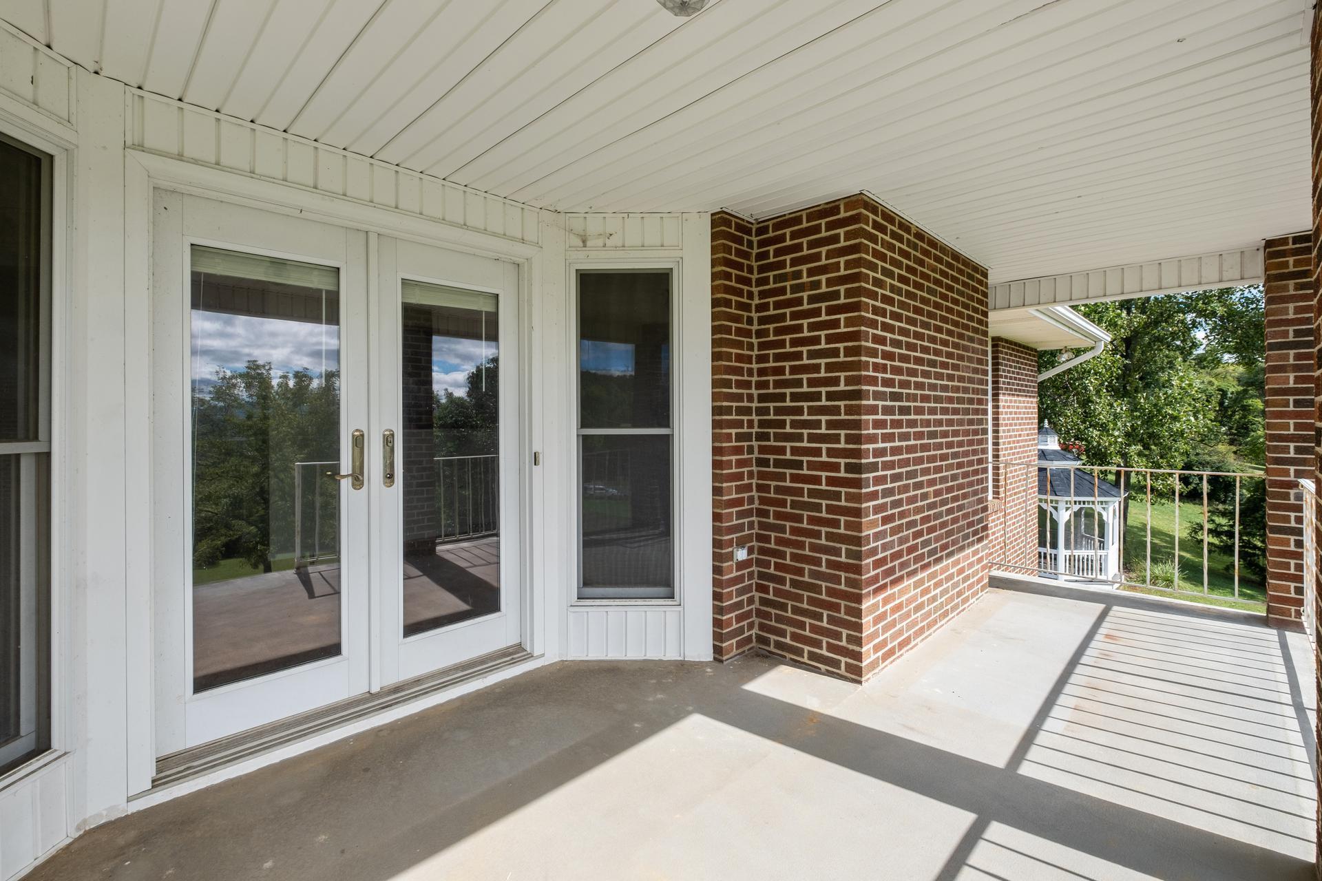 143 B B & R Lane Staunton, VA 24401 - Photo 6 of 57