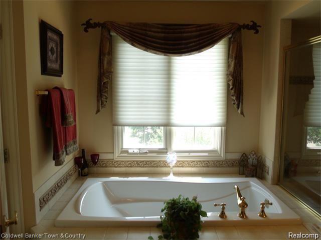 48514 Gladstone Road Canton, MI 48188 - Photo 27 of 33 41.jpg