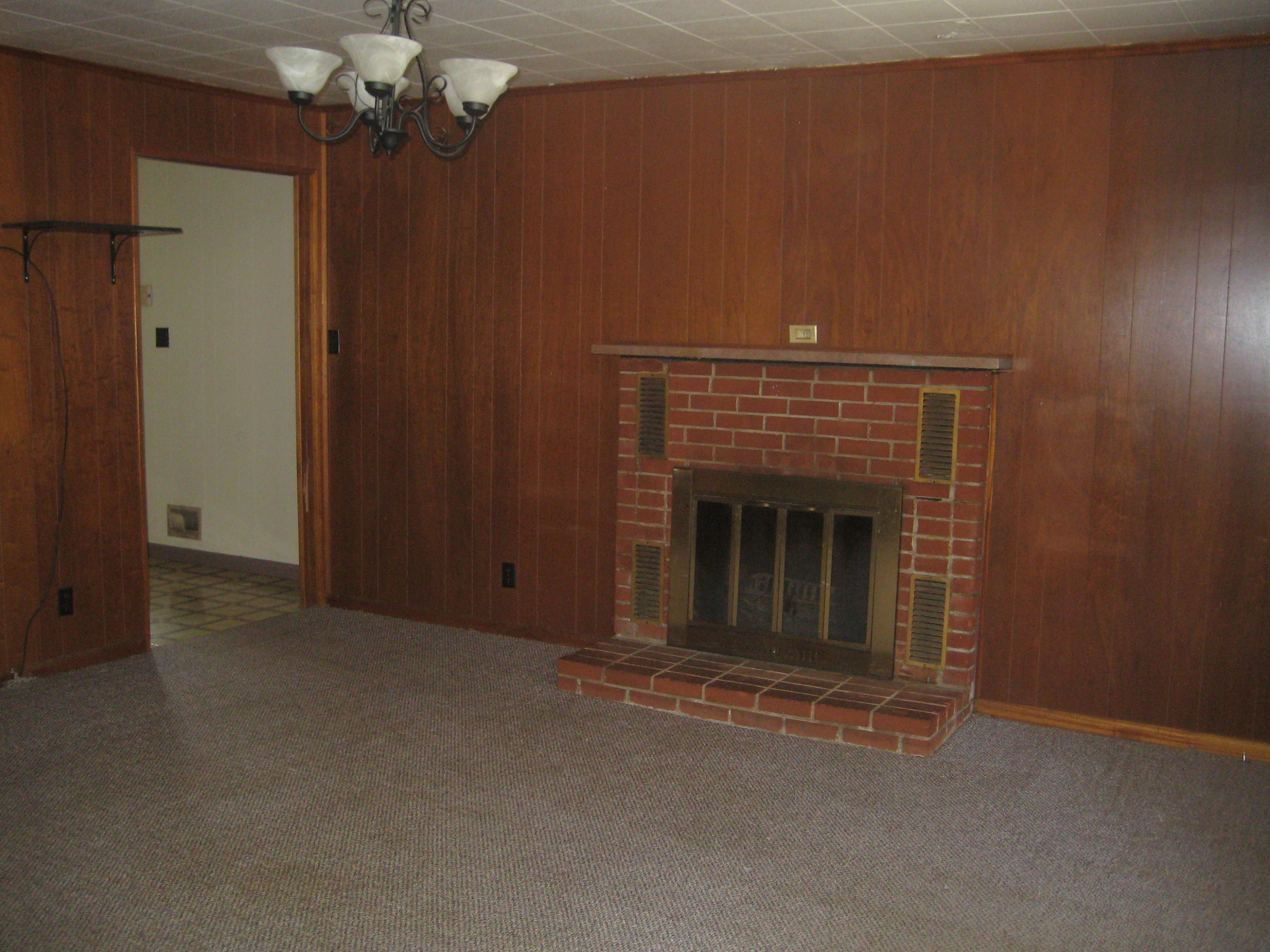 239 Alhambra Road Oak Ridge, TN 37830 - Photo 9 of 14 239 Alhambra Road 077