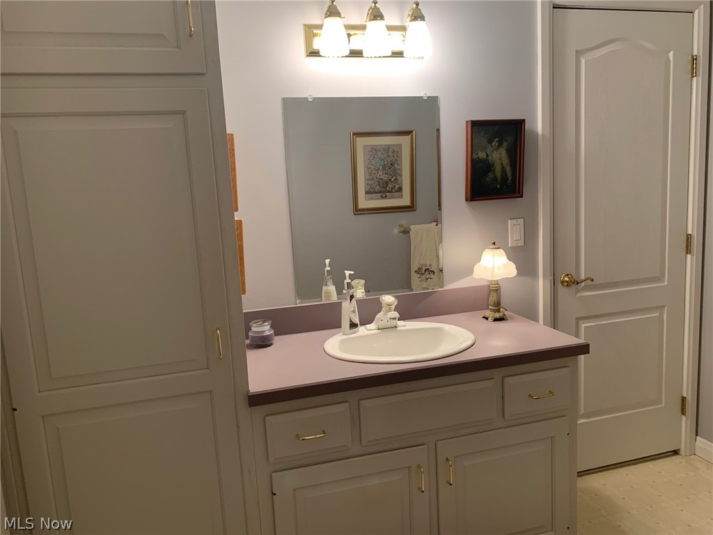 86 Ridgeview Circle Milan, OH 44846 - Photo 22 of 35