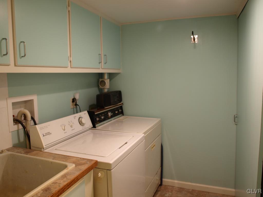 214 Elm Road Allentown, PA 18104 - Photo 21 of 37 Large Laundry Area