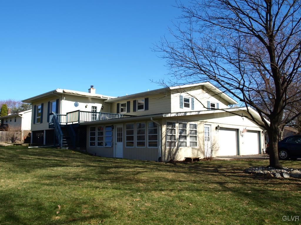214 Elm Road Allentown, PA 18104 - Photo 27 of 37 Right Rear Elevation