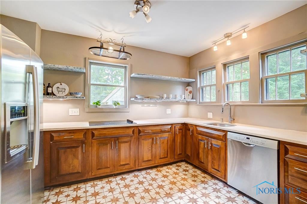 3533 Edgevale Road Toledo, OH 43606 - Photo 14 of 31 Gallery Image 14