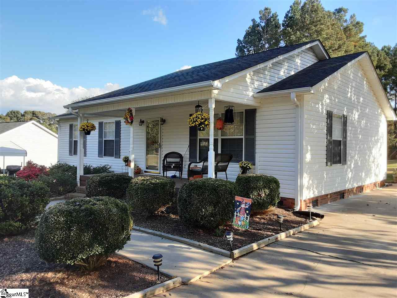 1574 Cedar Rock Church Road Easley, SC 29640 - Photo 2 of 25 Gallery Image 2