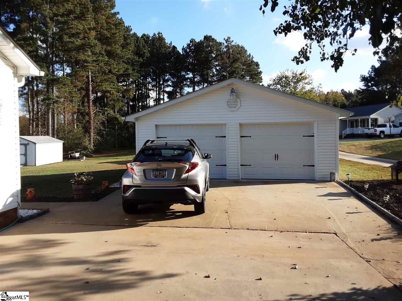 1574 Cedar Rock Church Road Easley, SC 29640 - Photo 3 of 25 Gallery Image 3