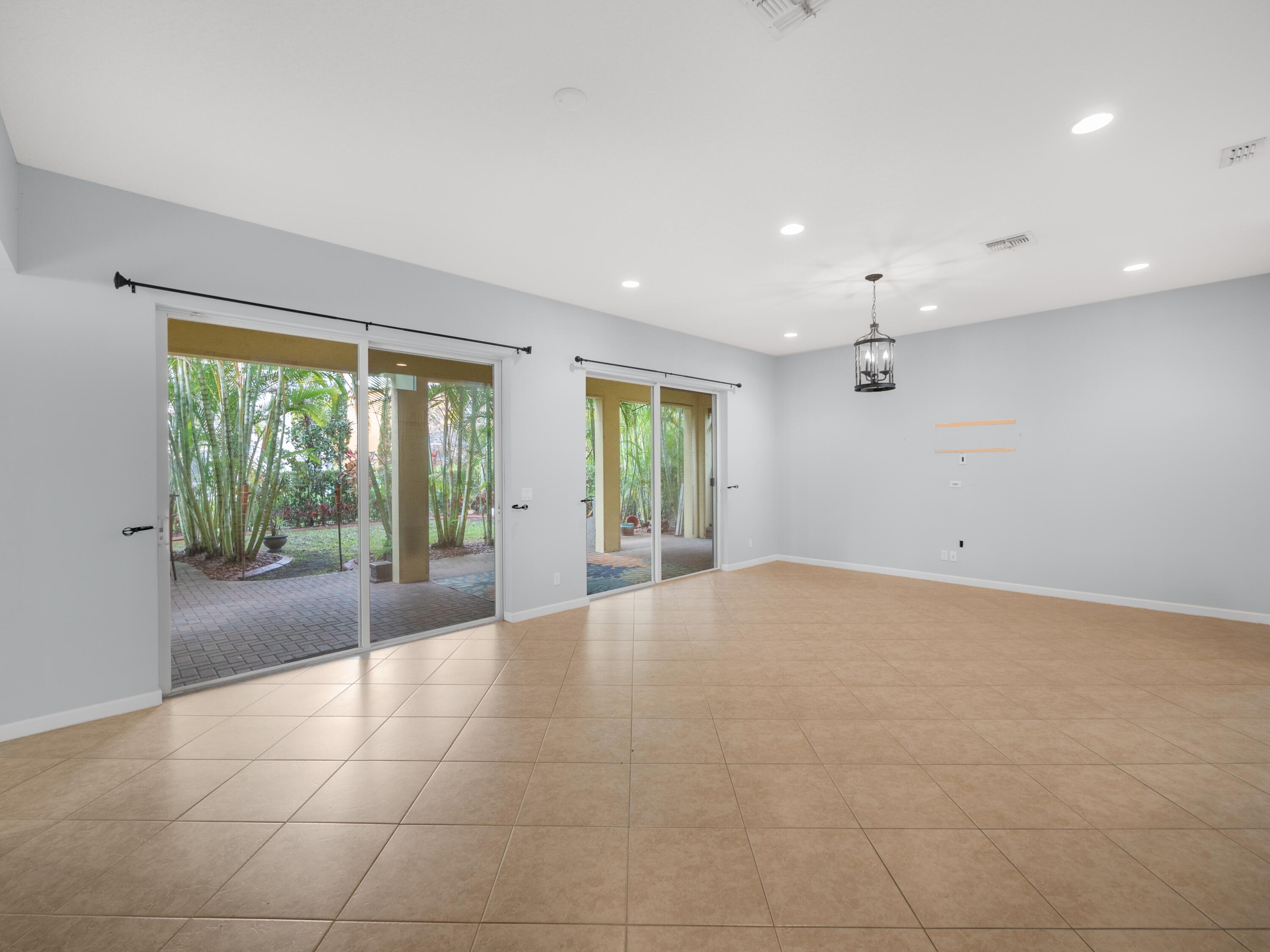 11423 Southwest Fieldstone Way Port St. Lucie, FL 34987 - Photo 5 of 31 029